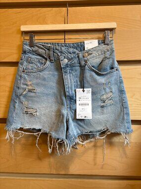 NWT ZARA CROSSED WAIST MOM FIT BERMUDA, SKY BLUE, SIZE: 2 / 34